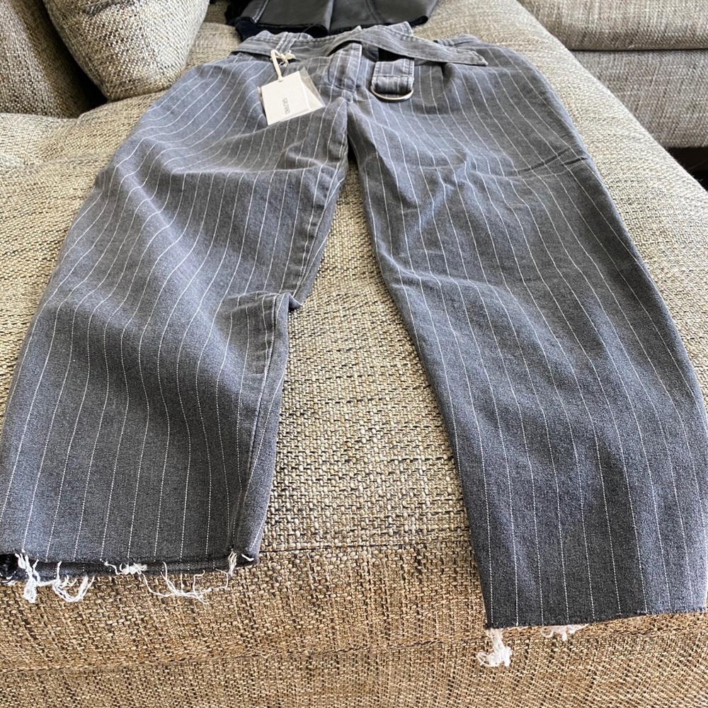 Pants - Picture 4 of 5